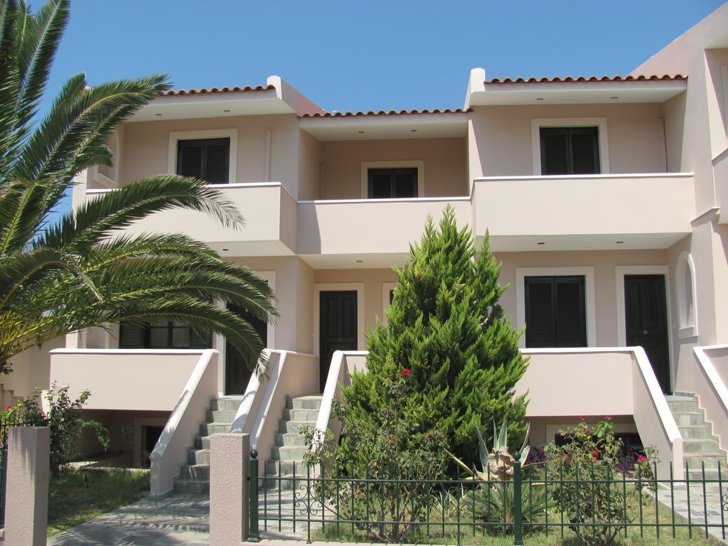 Lakonia Bay Apartments أركانجيلوس المظهر الخارجي الصورة